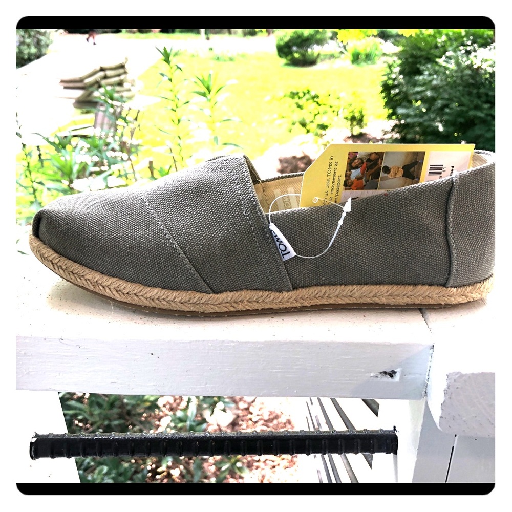 Toms 8.5